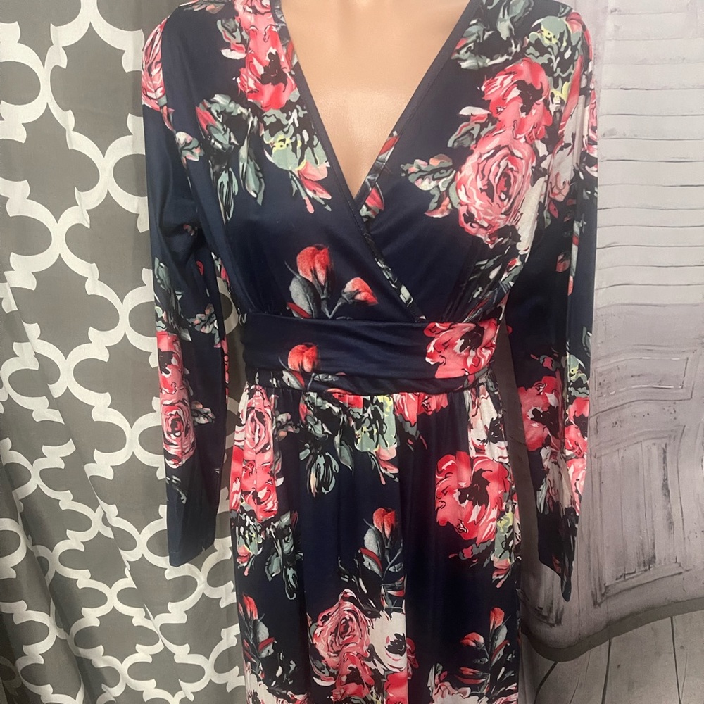 Medium Long sleeve dress